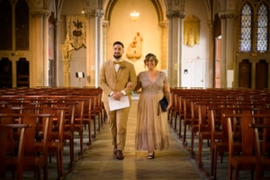 Arrivée du marié, célébration religieuse, Mariage, Église