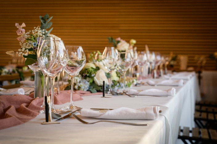 Décoration banquet mariage, table contemporaine
